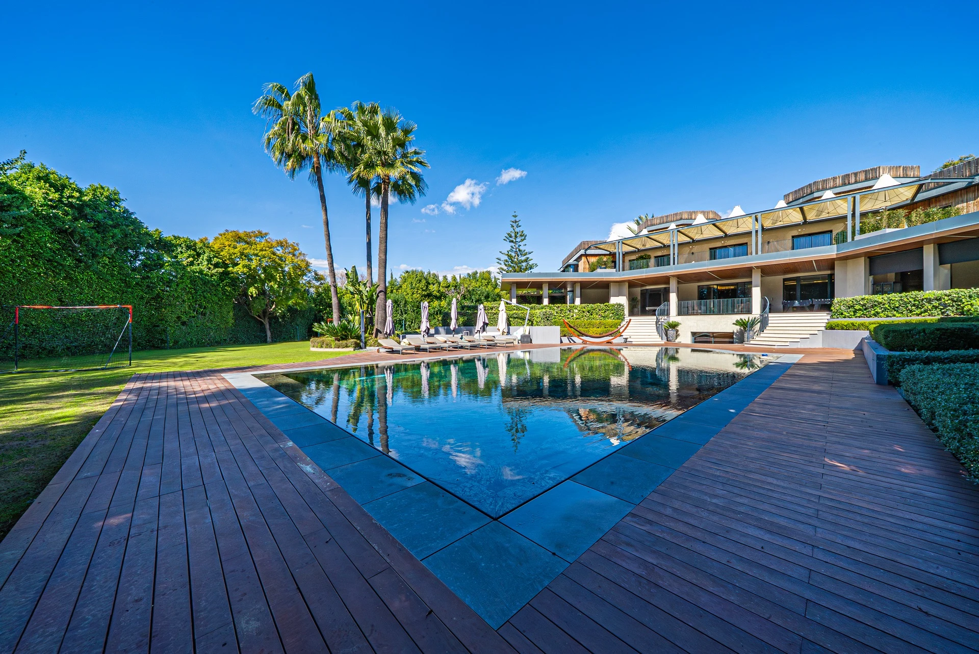 Luxury Frontline Golf Villa