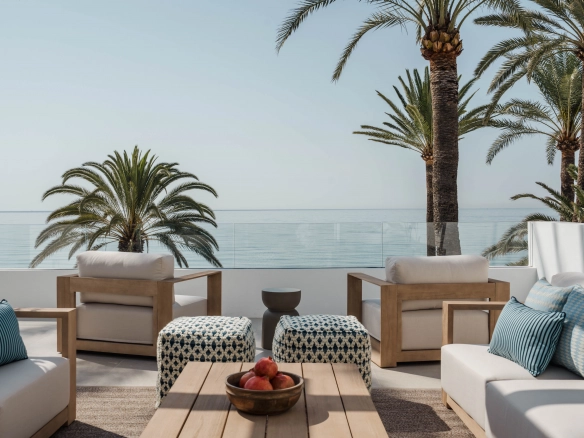 Beachfront Home on the Golden Mile