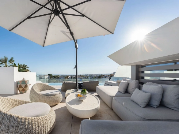 Villa Moderna de lujo en Nueva Andalucía