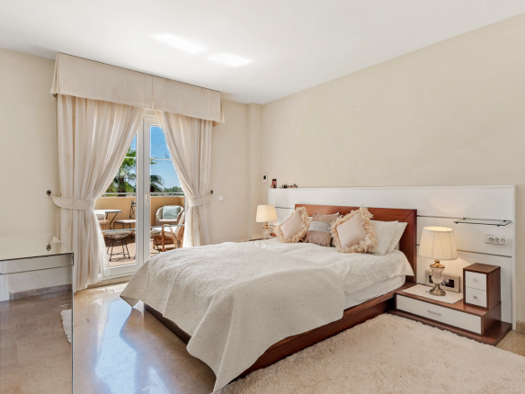 Spacious Apartment with Open Views