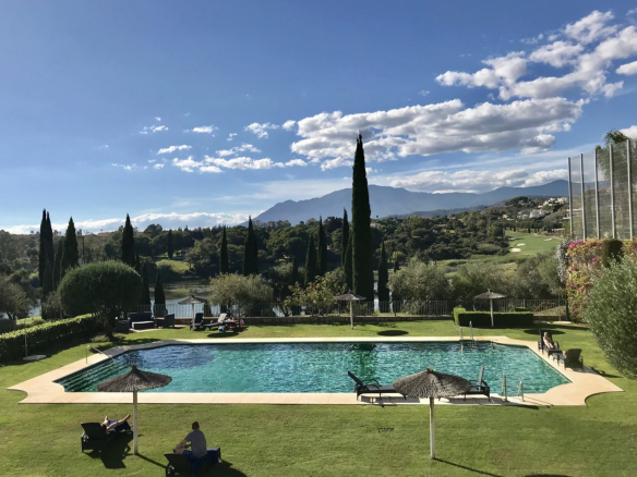 Image 21 from Elegant Frontline Golf Apartment in Los Flamingos – Best House Marbella