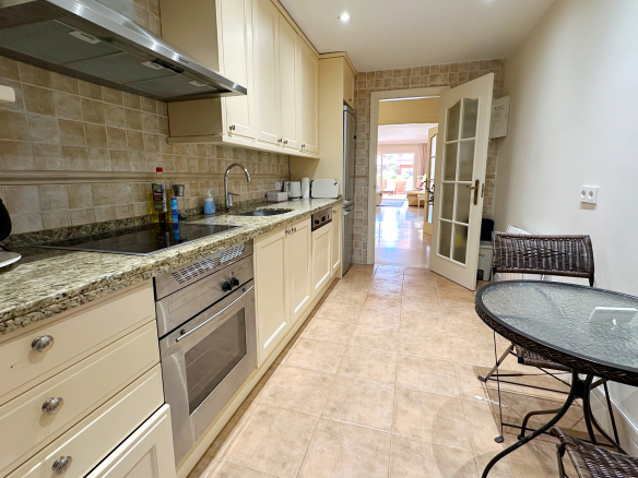 Ground Floor Apartment in El Embrujo Playa
