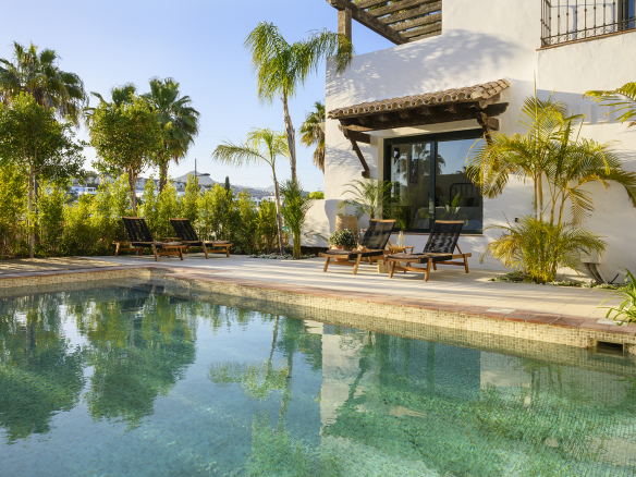 Renovated Villa near El Campanario