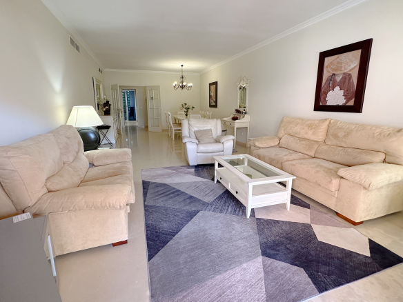 Apartamento en planta baja en El Embrujo Playa