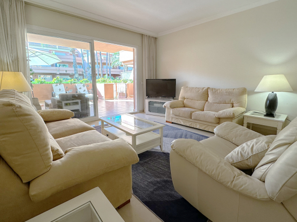 Apartamento en planta baja en El Embrujo Playa