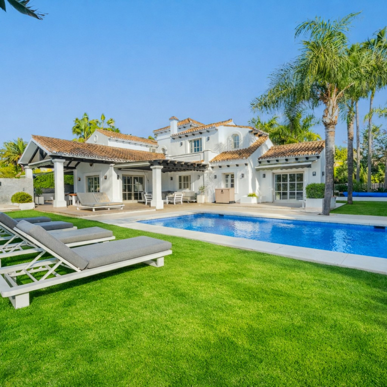 Image 1 from Frontline Golf Villa in Los Naranjos Golf Club – Best House Marbella