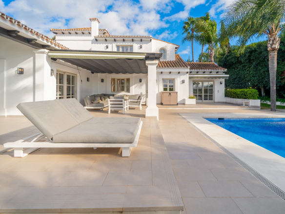 Villa en première ligne au Los Naranjos Golf Club