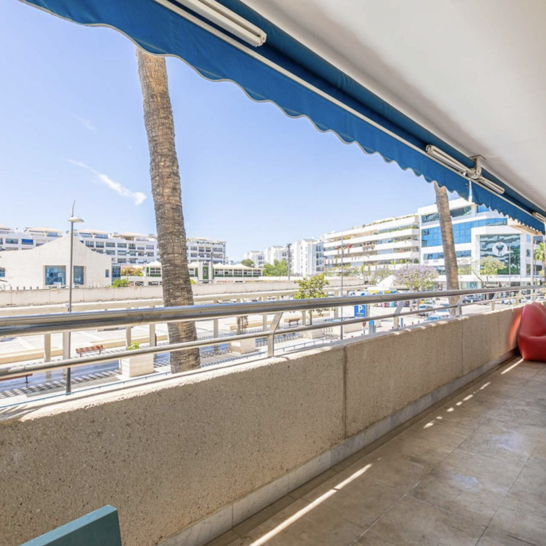Apartment in Marina Banús