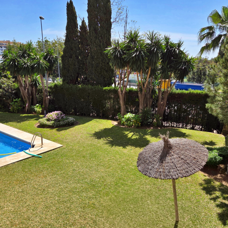 Image 1 from Appartement à fort potentiel à El Rodeito – Best House Marbella