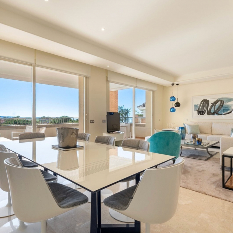 Apartment in La Trinidad – Timeless Living on Marbella’s Golden Mile