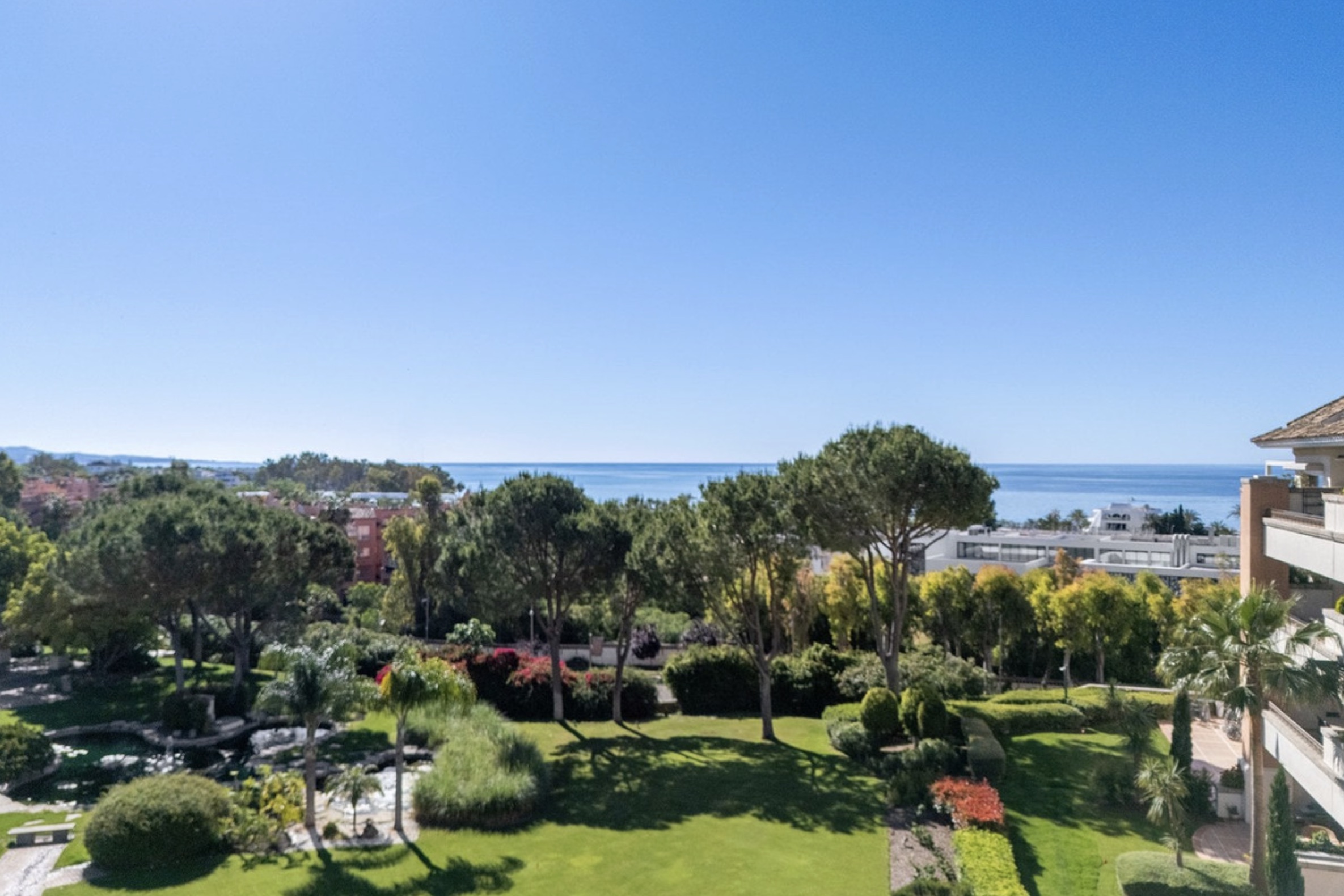 Apartamento en La Trinidad: una vida atemporal en la Milla de Oro de Marbella