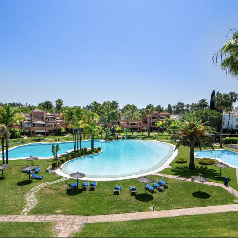 South-Facing Penthouse in Guadalmina Baja
