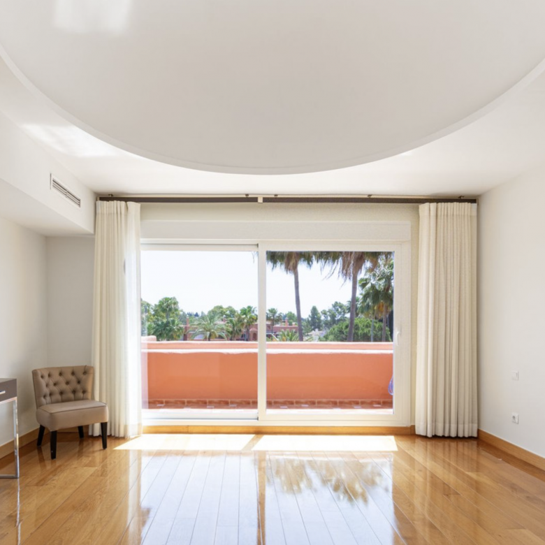 South-Facing Penthouse in Guadalmina Baja