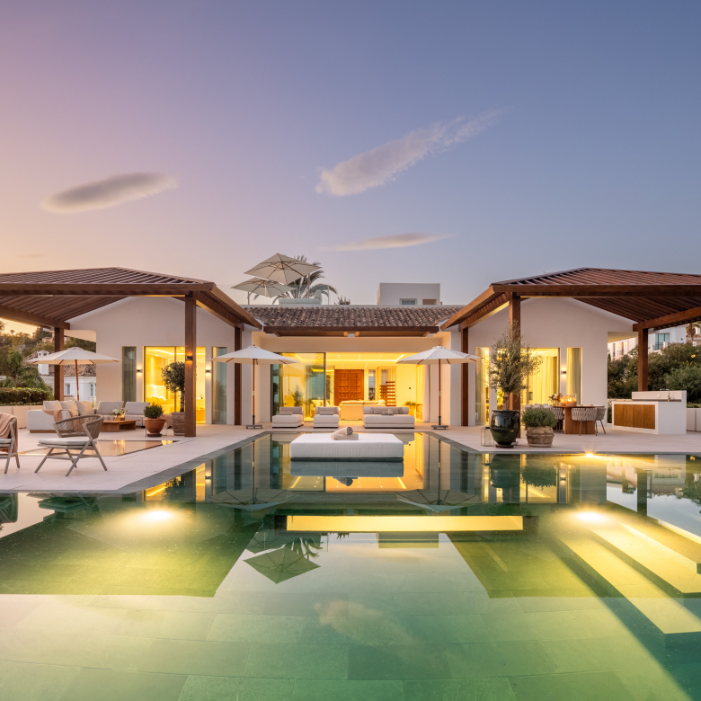 Contemporary Villa in Las Brisas with Golf and Sea Views