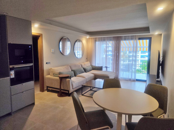 Appartement rénové à Jardines del Puerto
