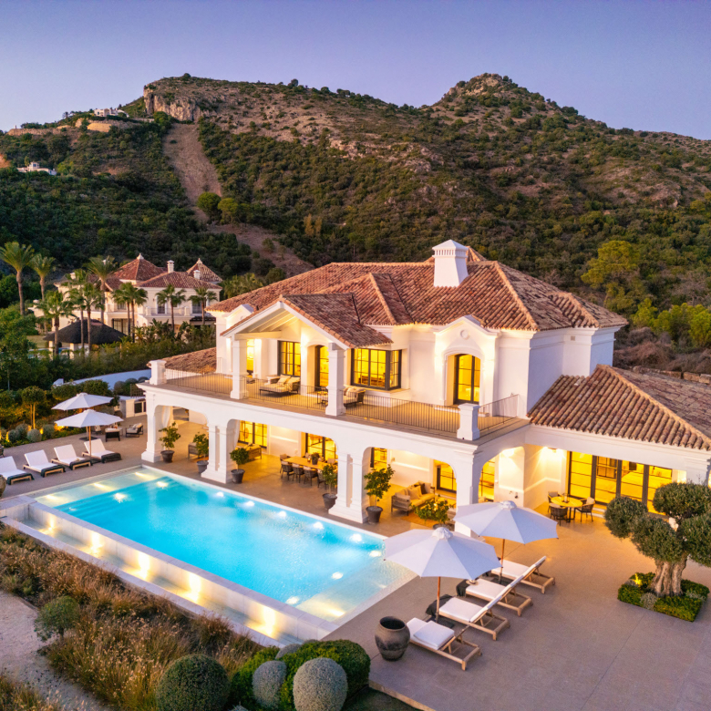 Elegant Villa with Panoramic Sea Views in Marbella Club Golf Resort