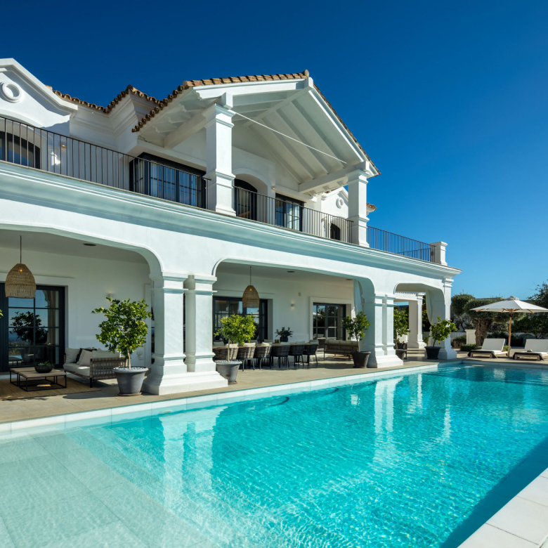 Elegant Villa with Panoramic Sea Views in Marbella Club Golf Resort