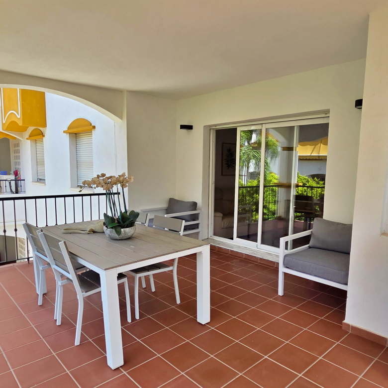 West-Facing Apartment in Dama de Noche
