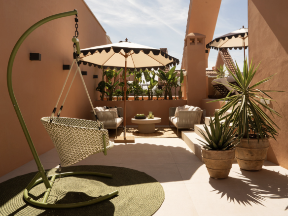 Ático contemporáneo en Magna Marbella<br/>