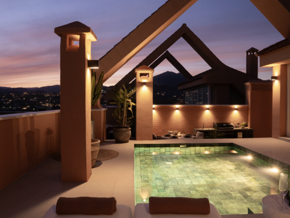 Ático contemporáneo en Magna Marbella<br/>