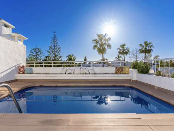 Beachfront Duplex Penthouse in Alhambra del Mar