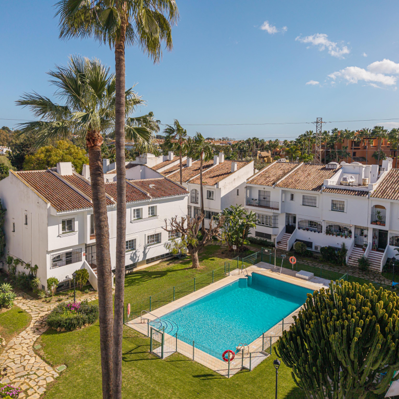 Renovated Townhouse in Aloha Golf, Nueva Andalucía